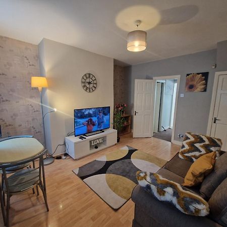 Primos Executive - 2 Bedroom House In Wallsend Ньюкасл-апон-Тайн Экстерьер фото