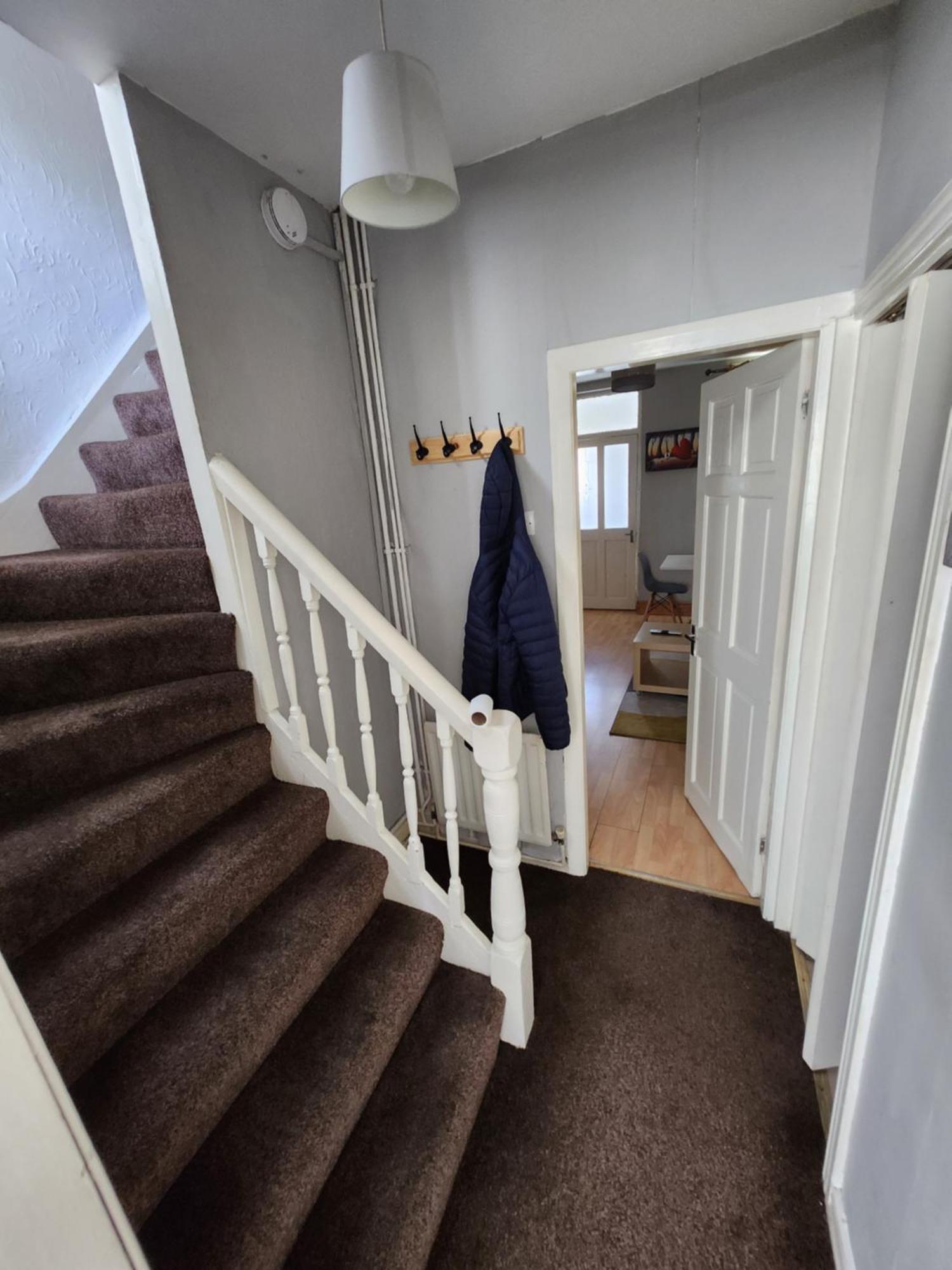 Primos Executive - 2 Bedroom House In Wallsend Ньюкасл-апон-Тайн Экстерьер фото