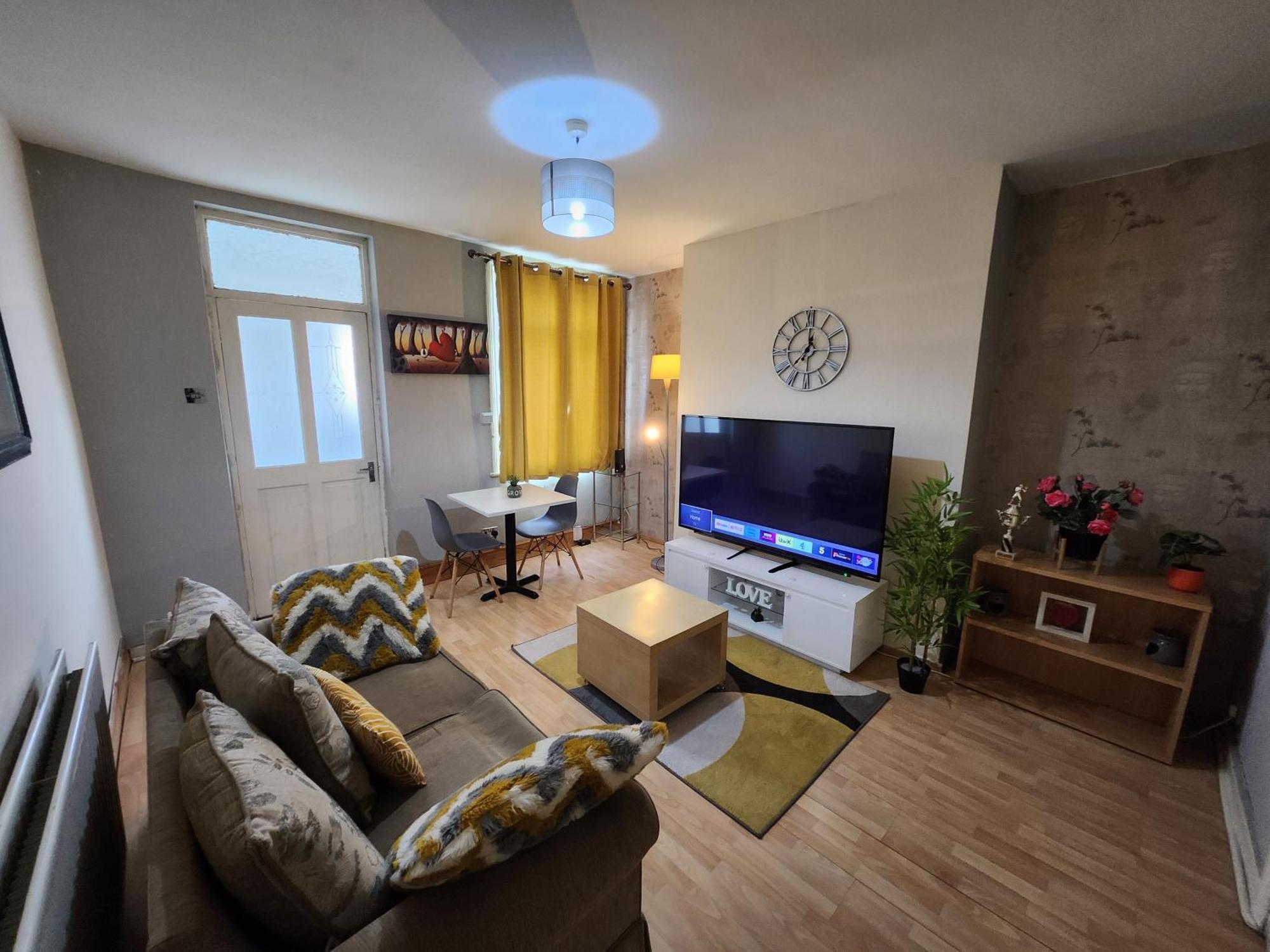 Primos Executive - 2 Bedroom House In Wallsend Ньюкасл-апон-Тайн Экстерьер фото